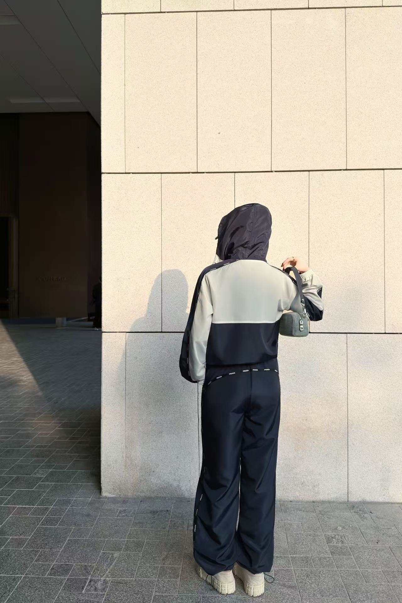 PR4DA 高品質ウィンドブレーカー＆パンツ 2点セット【50％割引+送料無料】