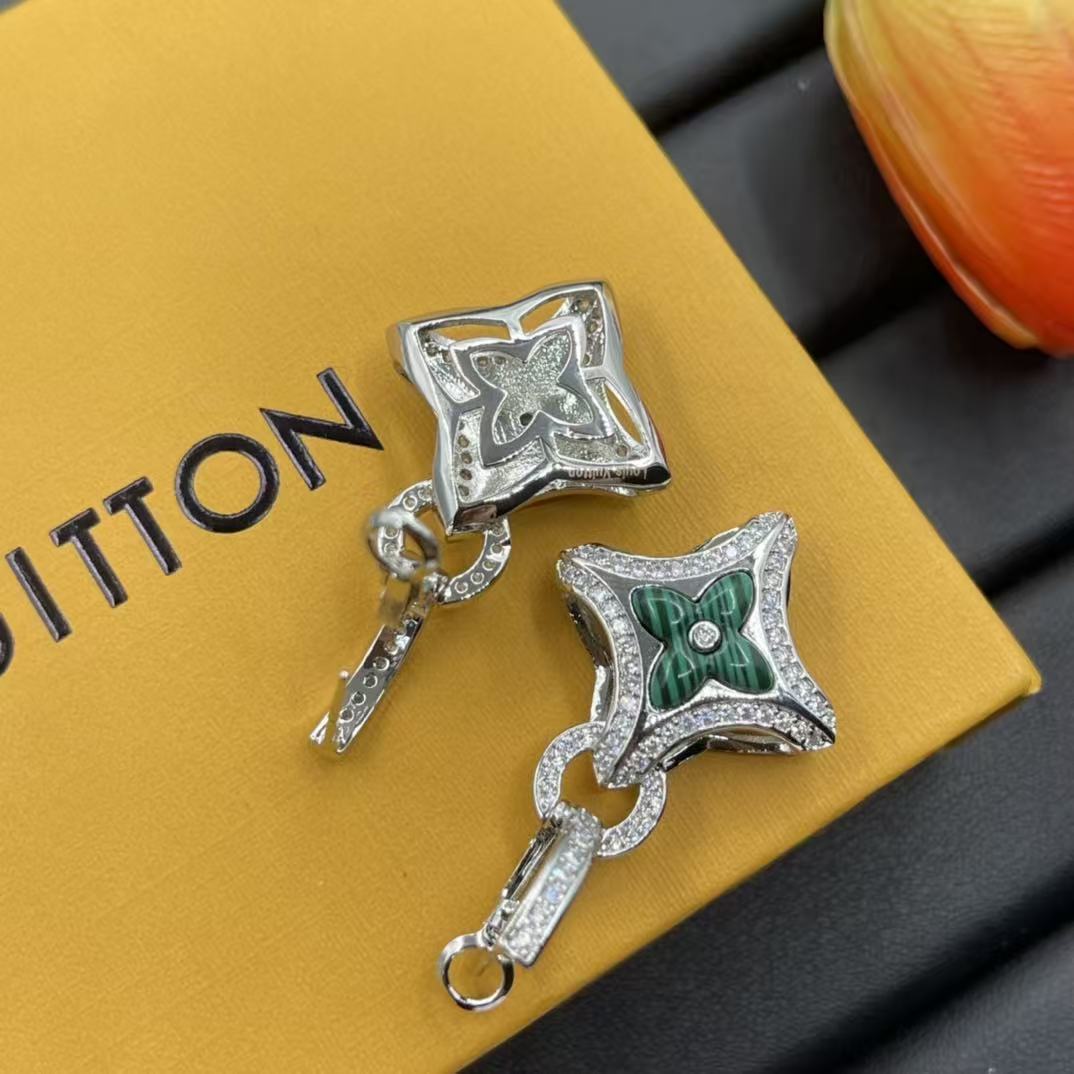 LV 四つ葉のクローバー ダイヤモンドフープピアス【50％割引+送料無料】