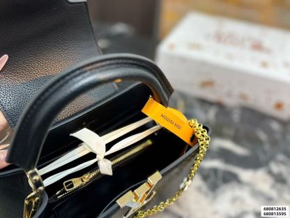 LV Capucinesハンドバッグ【50％割引+送料無料】