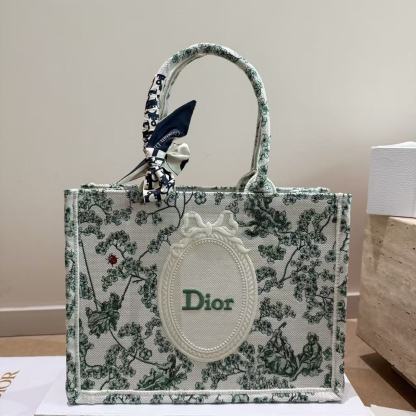 DI0R Book toteショッピングバッグ【50％割引+送料無料】