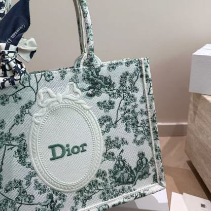 DI0R Book toteショッピングバッグ【50％割引+送料無料】