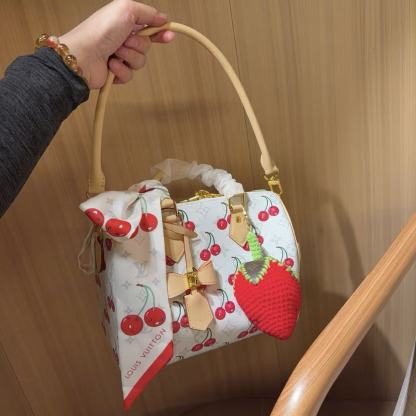 LV チェリー柄シルクスカーフ・ハンドバッグ【50％割引+送料無料】