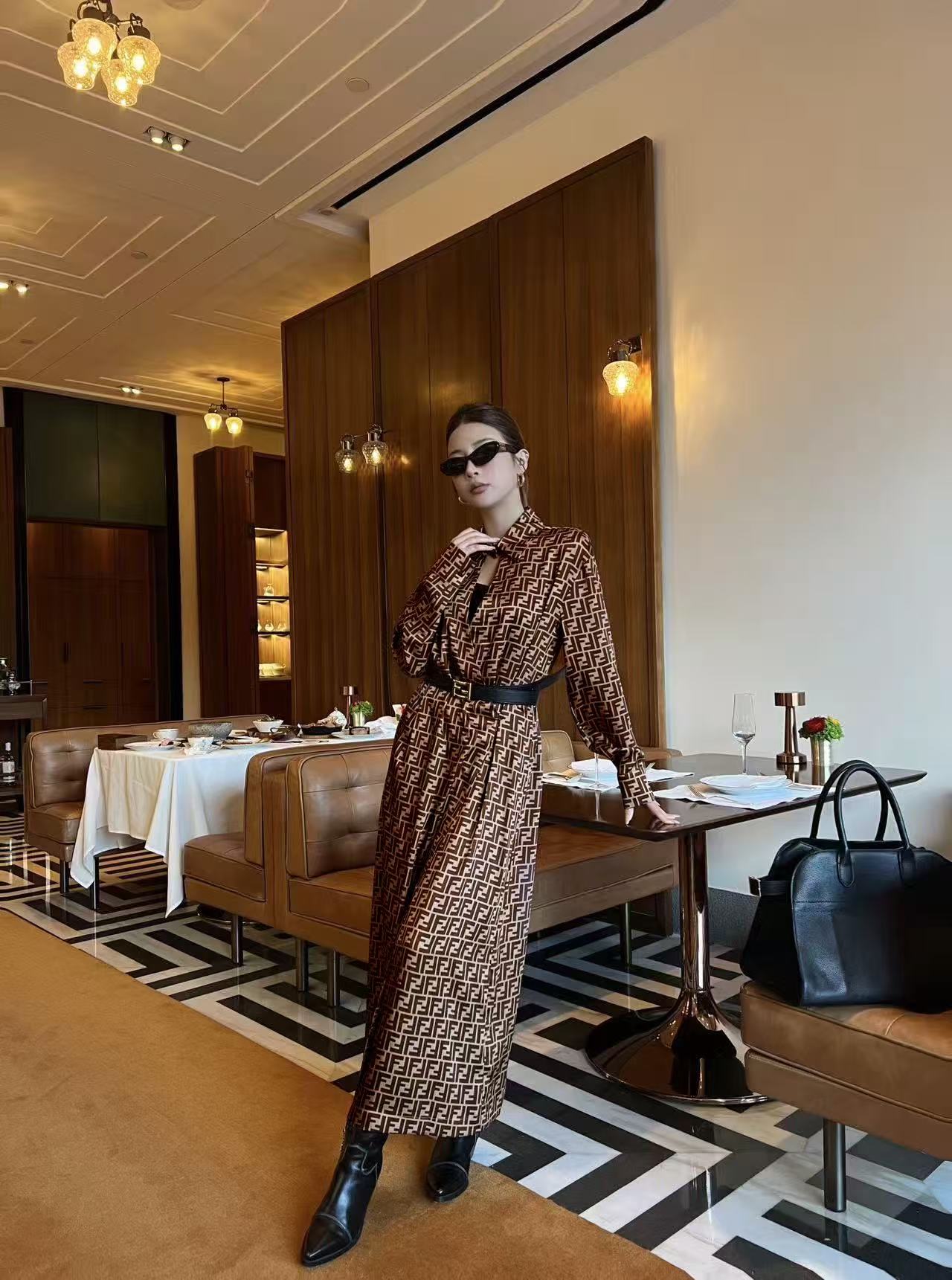 FENDI FF シルクロングスリーブドレス【50％割引+送料無料】