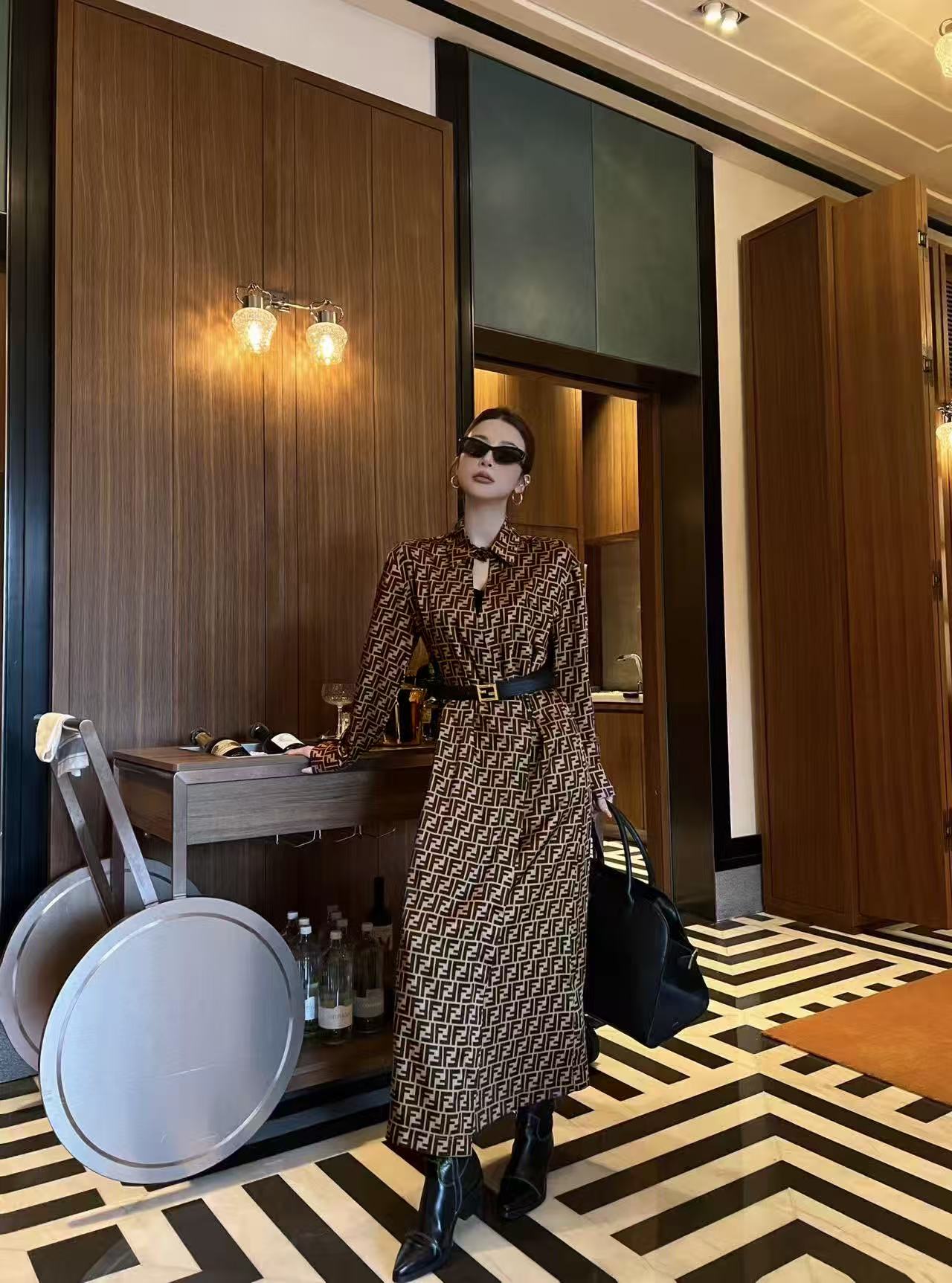 FENDI FF シルクロングスリーブドレス【50％割引+送料無料】