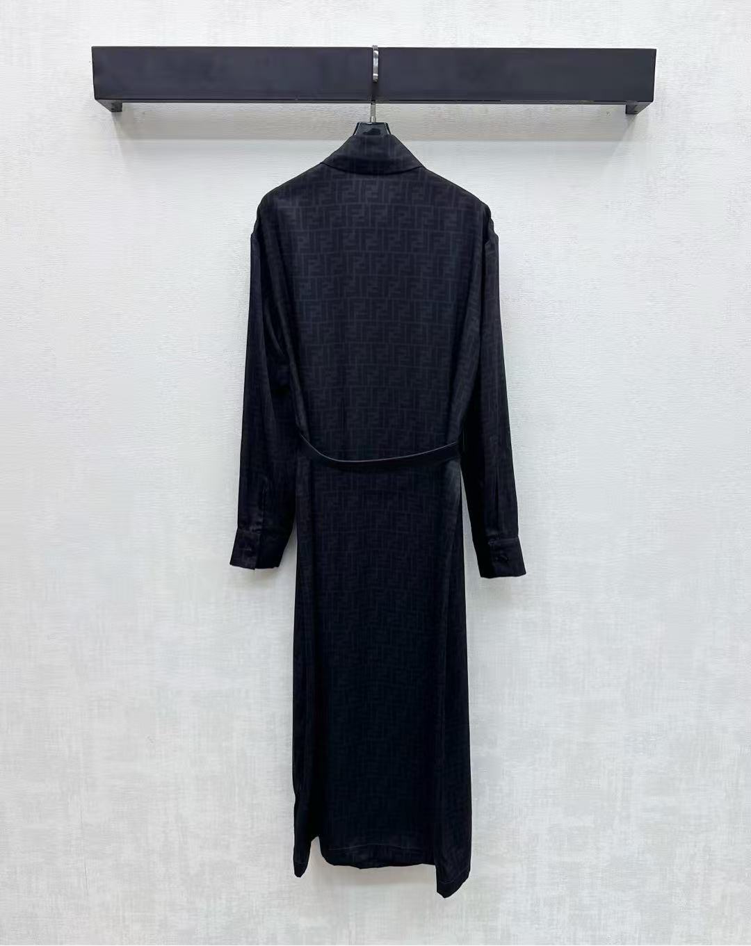 FENDI FF シルクロングスリーブドレス【50％割引+送料無料】