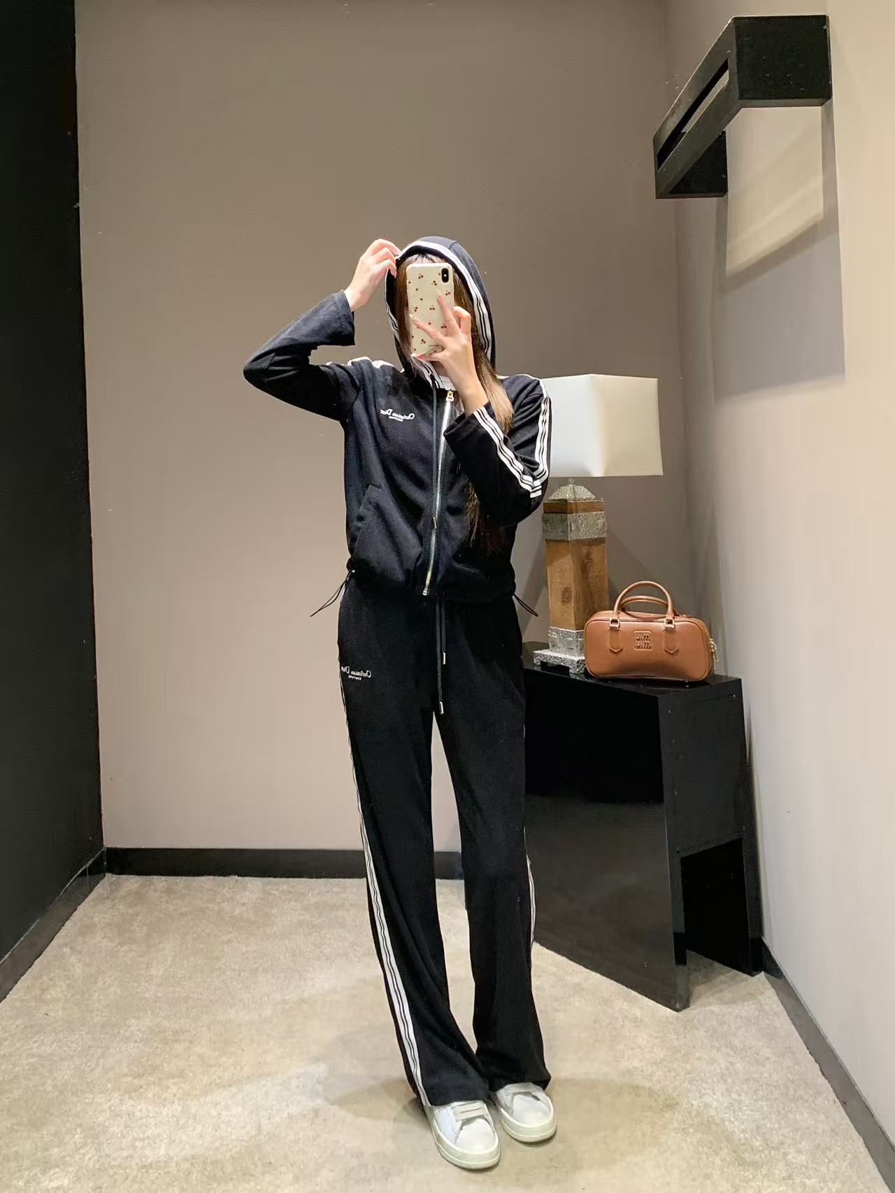 DI0R刺繍入りレタージャケット＋パンツのツーピースセット【50％割引+送料無料】