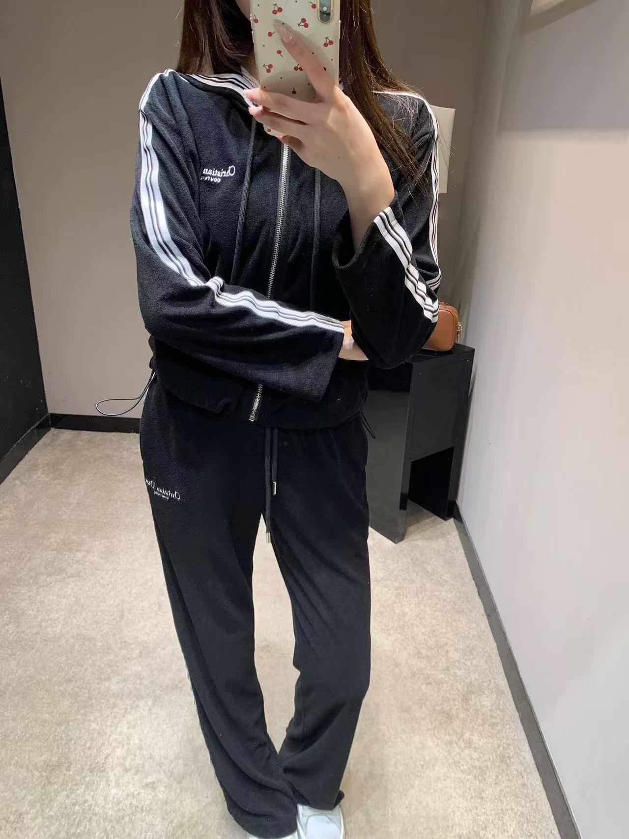 DI0R刺繍入りレタージャケット＋パンツのツーピースセット【50％割引+送料無料】