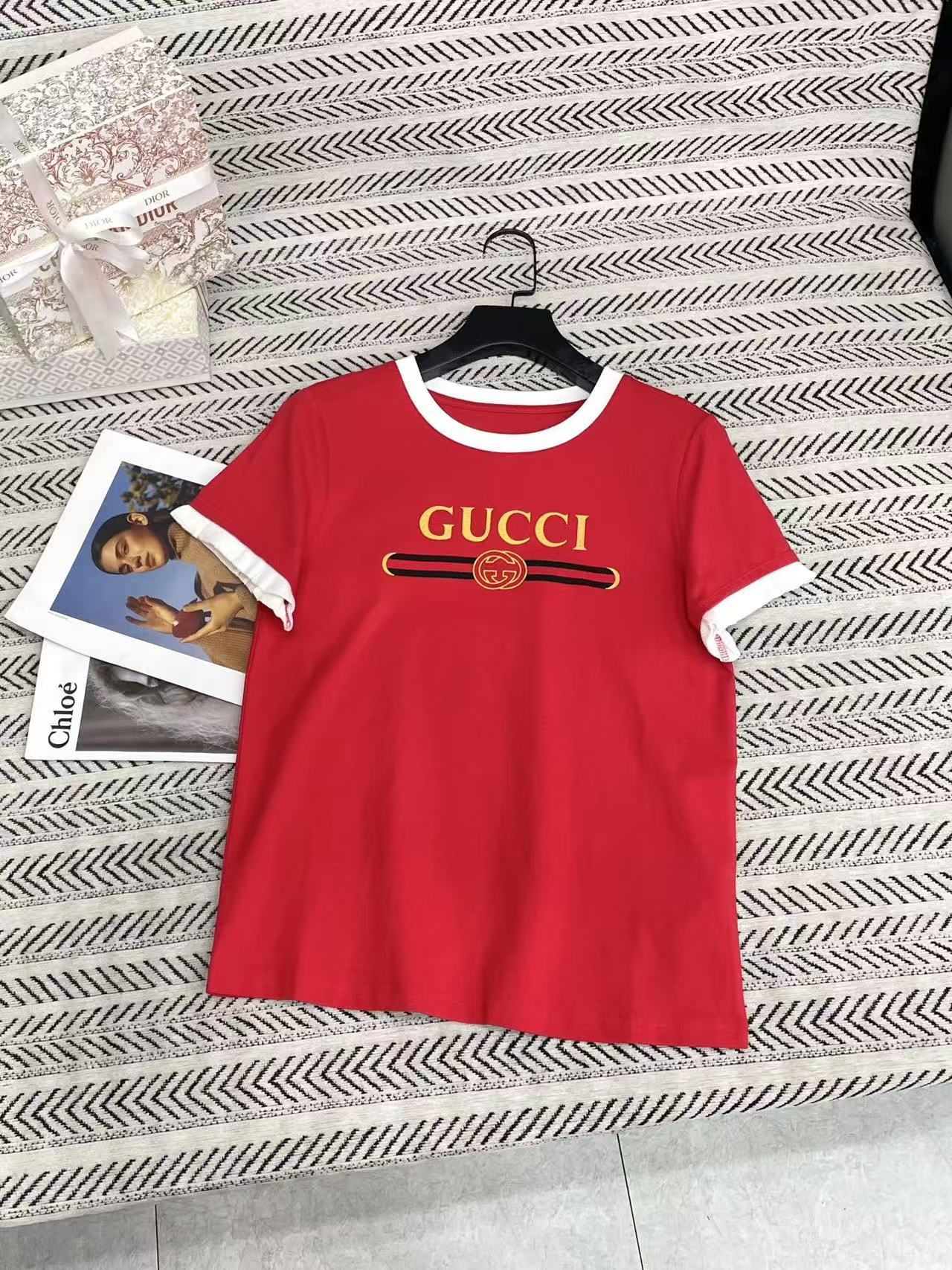 GUCC1 フリルレターTシャツ【50％割引+送料無料】