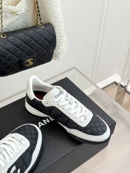 CHANE1 高品質ダブルC ブラック＆ホワイト カジュアルシューズ【50％割引+送料無料】