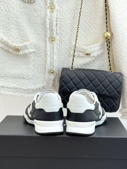 CHANE1 高品質ダブルC ブラック＆ホワイト カジュアルシューズ【50％割引+送料無料】
