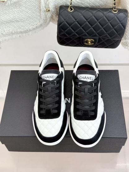 CHANE1 高品質ダブルC ブラック＆ホワイト カジュアルシューズ【50％割引+送料無料】