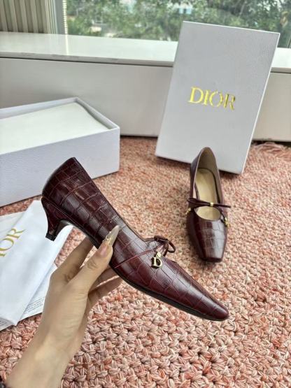 DI0R高品質CDレザーローヒールシューズ【50％割引+送料無料】