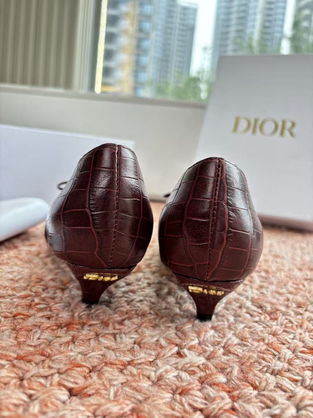 DI0R高品質CDレザーローヒールシューズ【50％割引+送料無料】