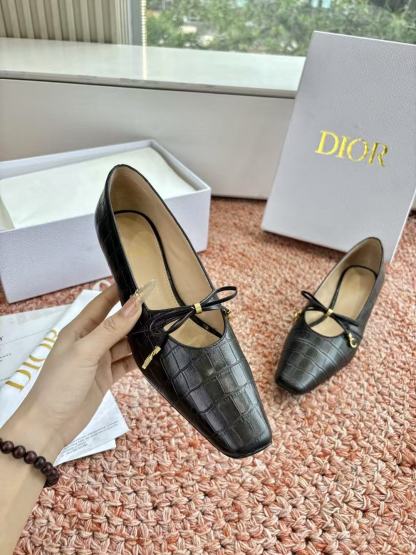 DI0R高品質CDレザーローヒールシューズ【50％割引+送料無料】