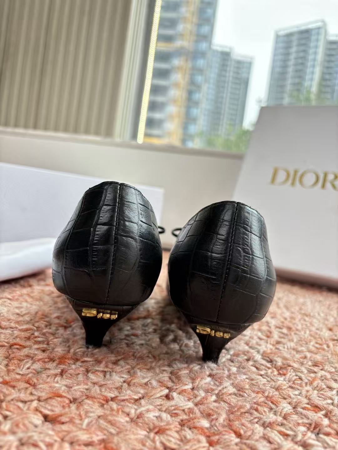 DI0R高品質CDレザーローヒールシューズ【50％割引+送料無料】