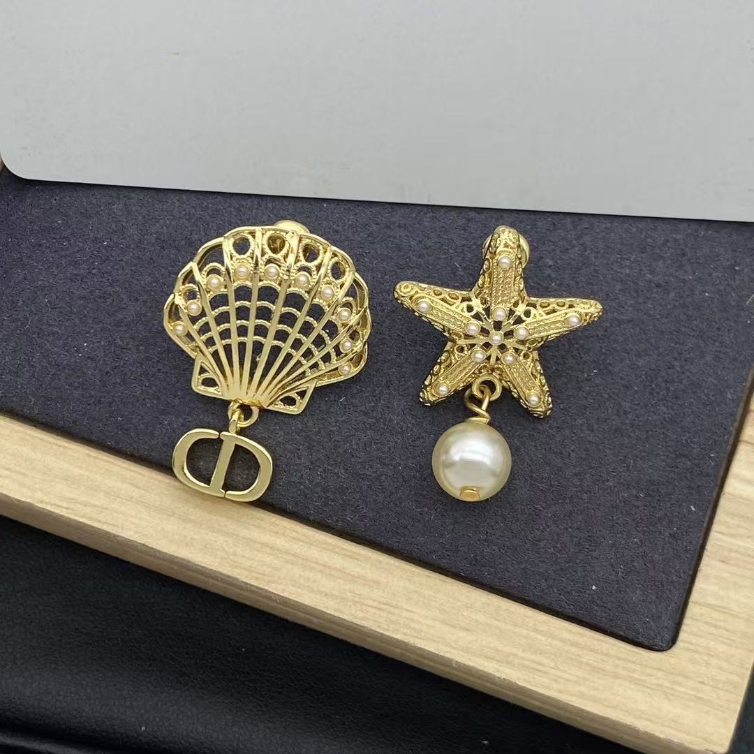 DI0R五芒星パールシェルイヤリング【50％割引+送料無料】