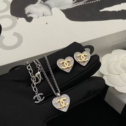 CHANE1 ハートダブルCピアス＋ネックレス ツーピースセット【50％割引+送料無料】