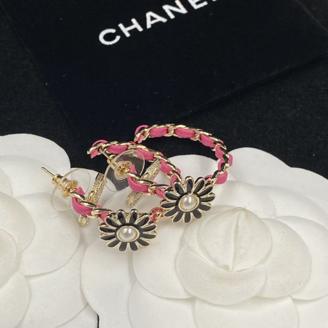 CHANE1 ピンクフラワー ダブルCフーピアス【50％割引+送料無料】