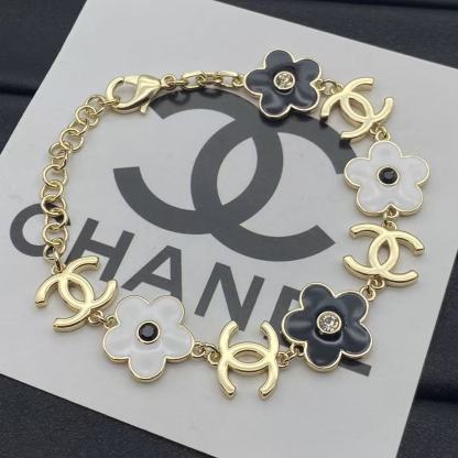 CHANE1 フローラルダブルCブレスレット【50％割引+送料無料】