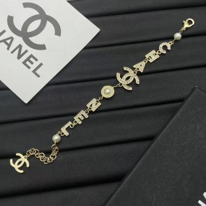 CHANE1 ダブルCパールブレスレット【50％割引+送料無料】