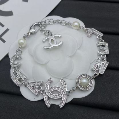 CHANE1 ダブルCパールブレスレット【50％割引+送料無料】