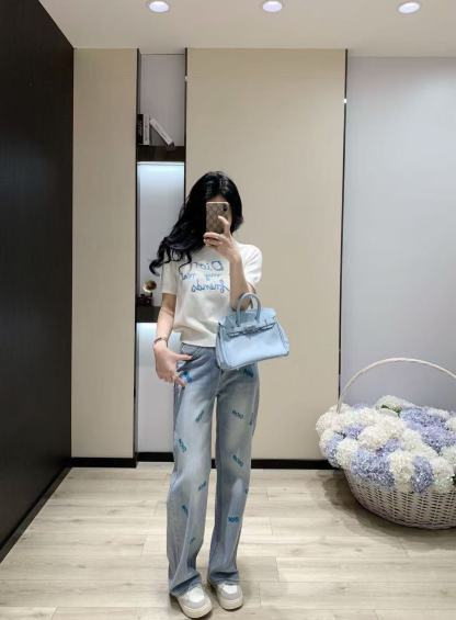 DI0R刺繍入りレタージーンズ【50％割引+送料無料】