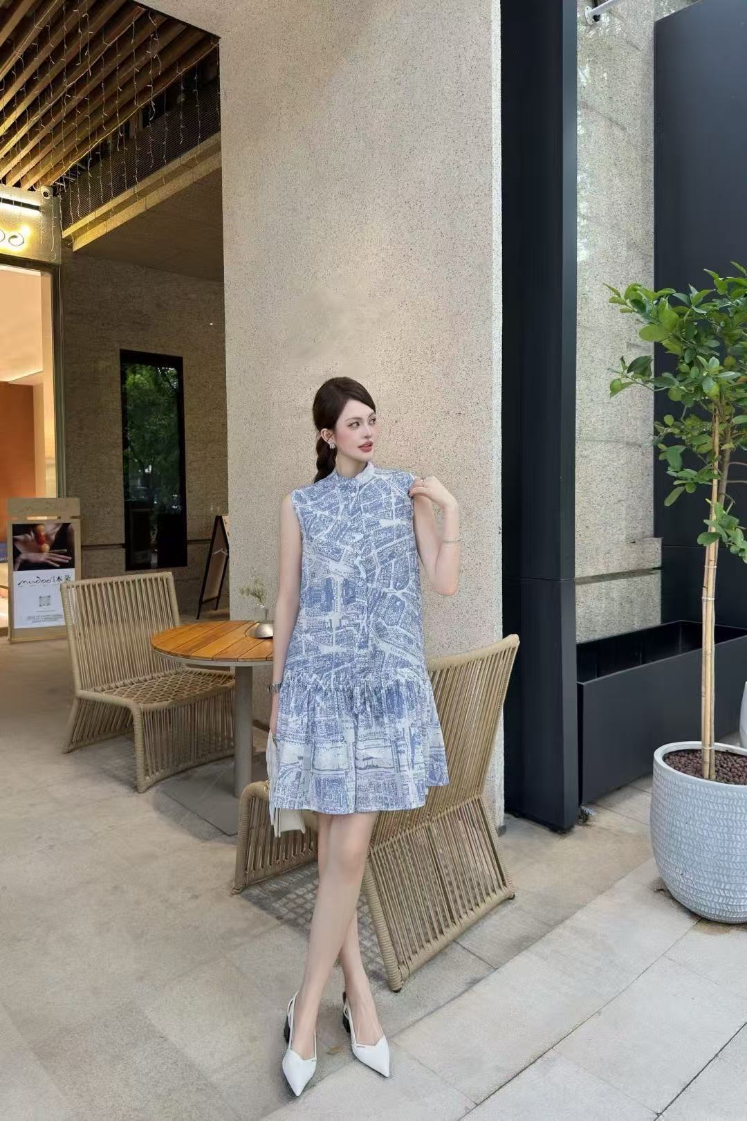 DI0Rプリント柄のノースリーブドレス【50％割引+送料無料】