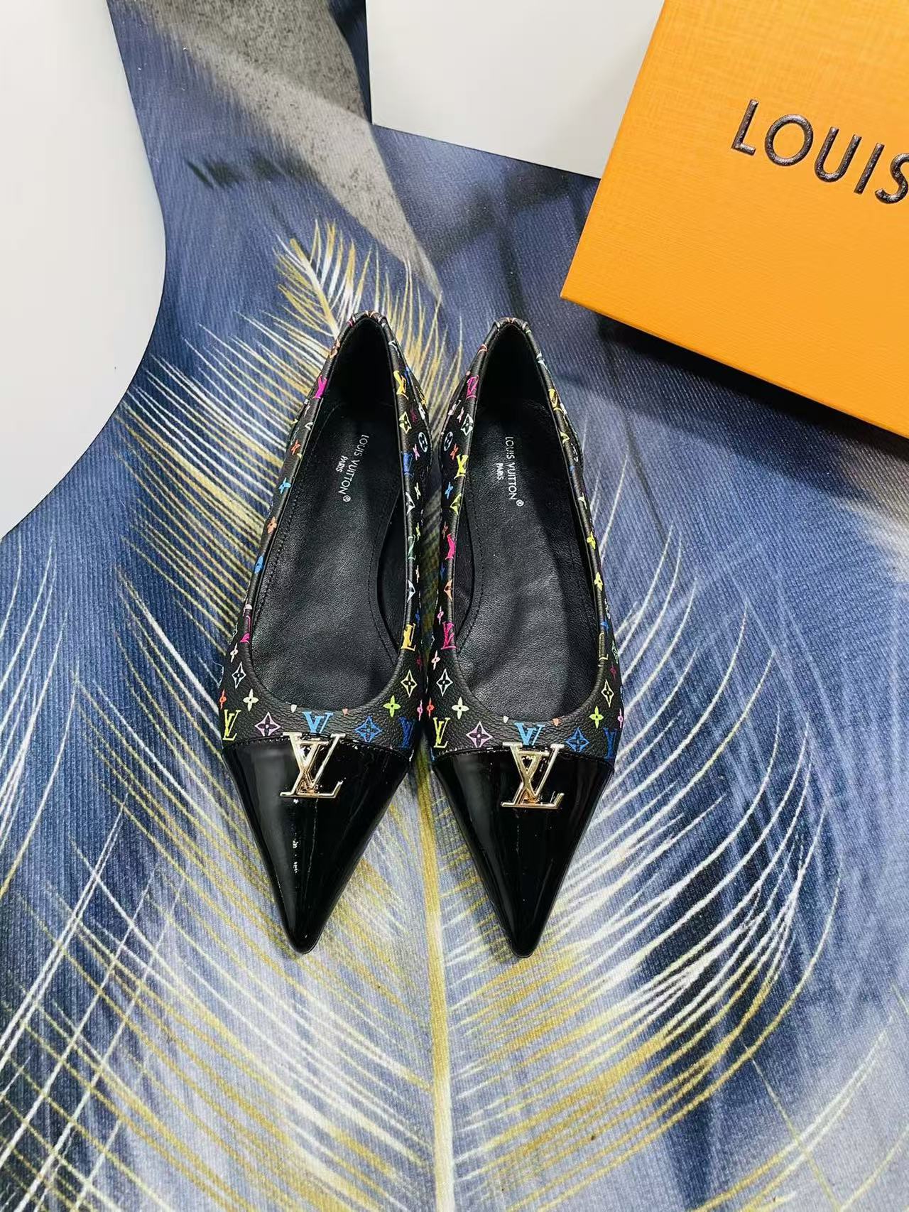 LV高品質プリント牛革フラットシューズ【50％割引+送料無料】