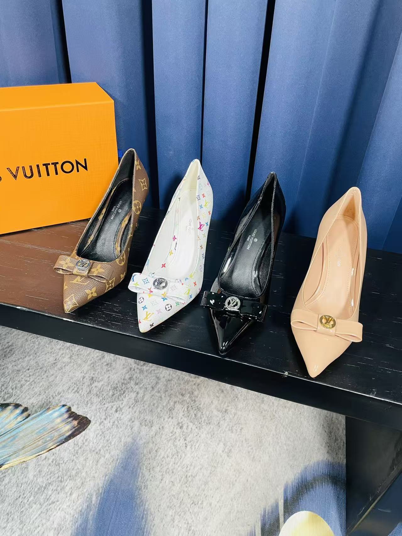 LV高品質のエナメルレザー製ハイヒール【50％割引+送料無料】