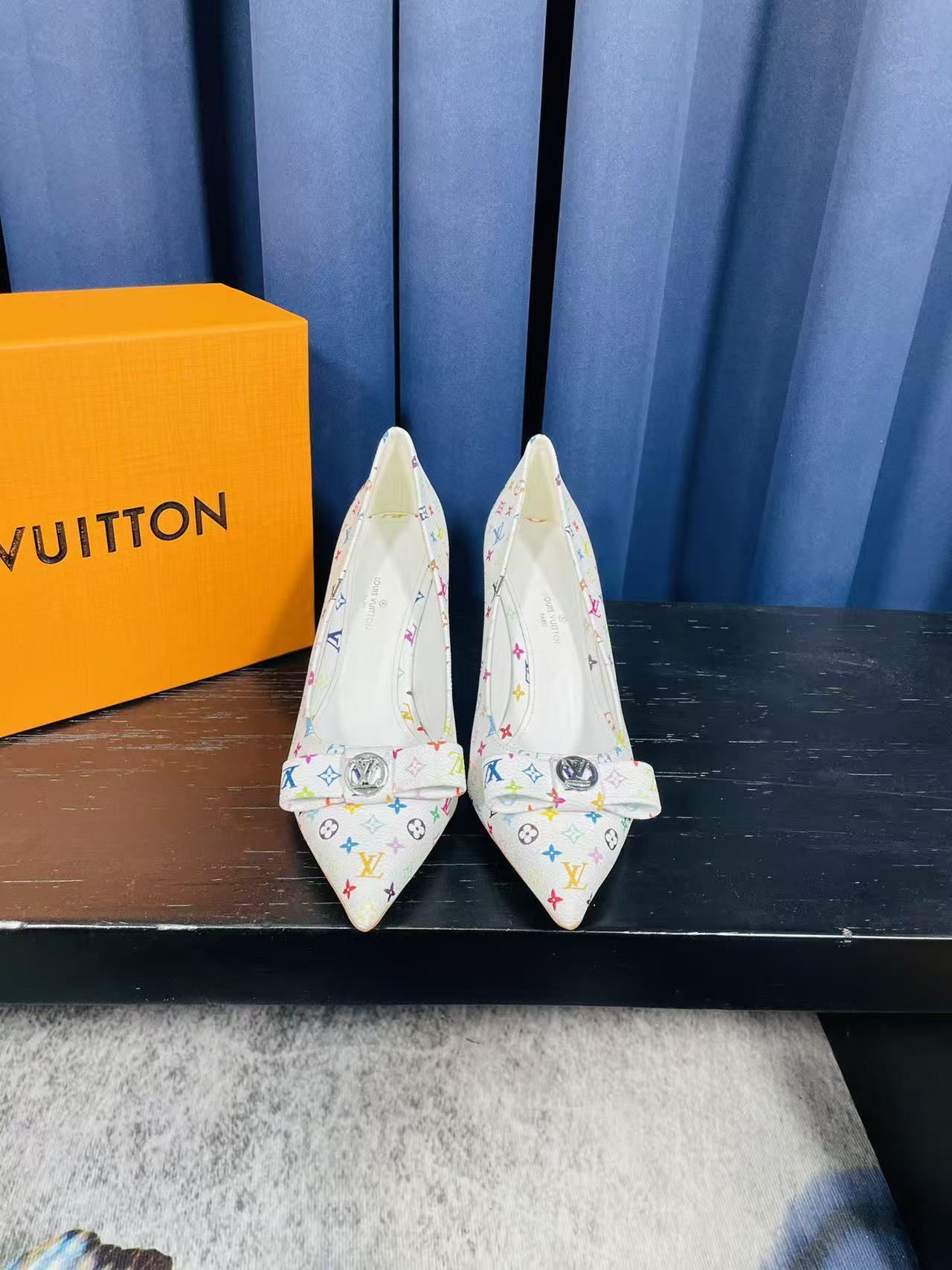 LV高品質のエナメルレザー製ハイヒール【50％割引+送料無料】