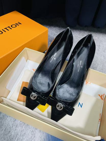 LV高品質のエナメルレザー製ハイヒール【50％割引+送料無料】