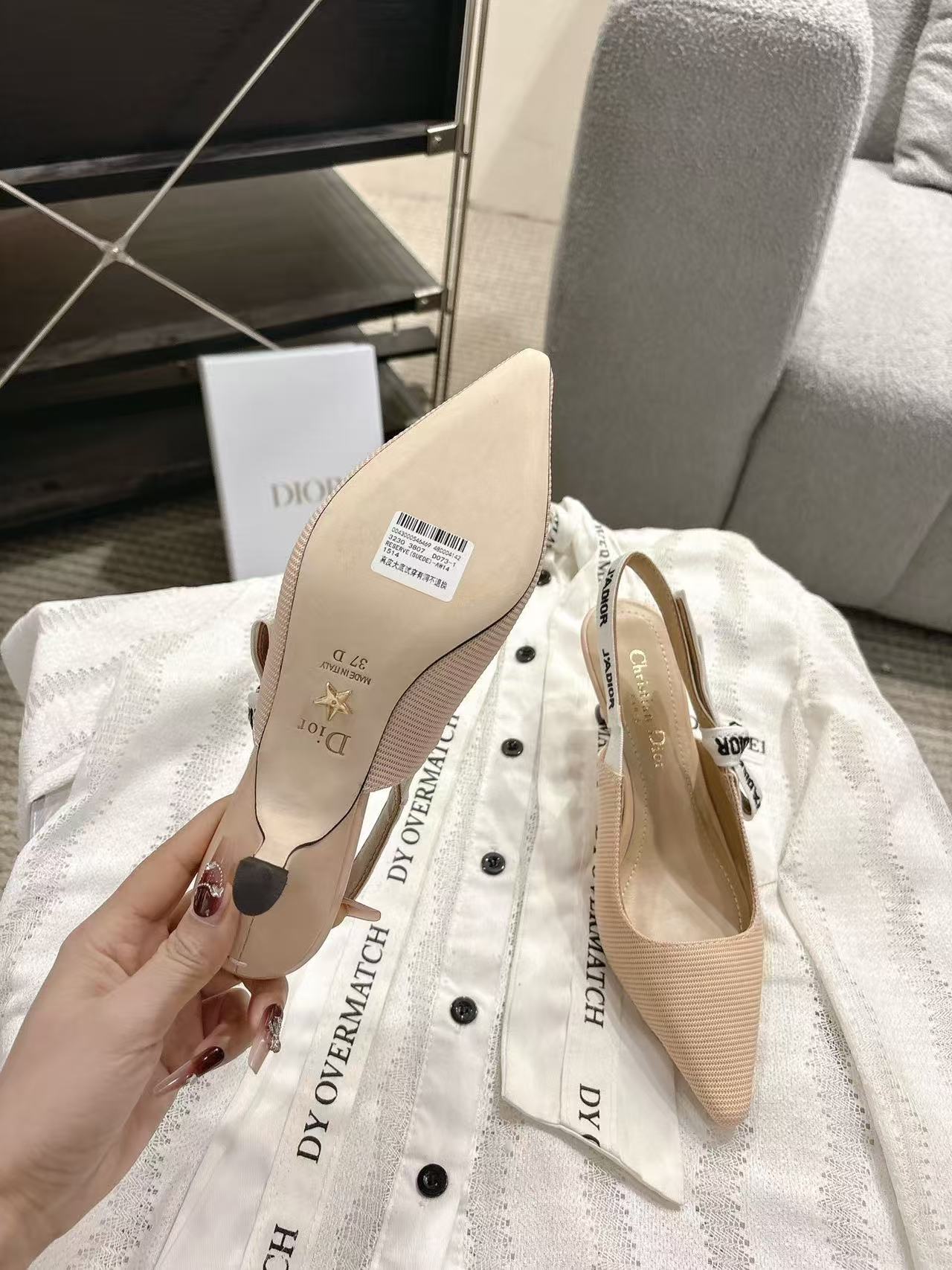 DI0R高品質のポインテッドトゥのローヒールシューズ【50％割引+送料無料】