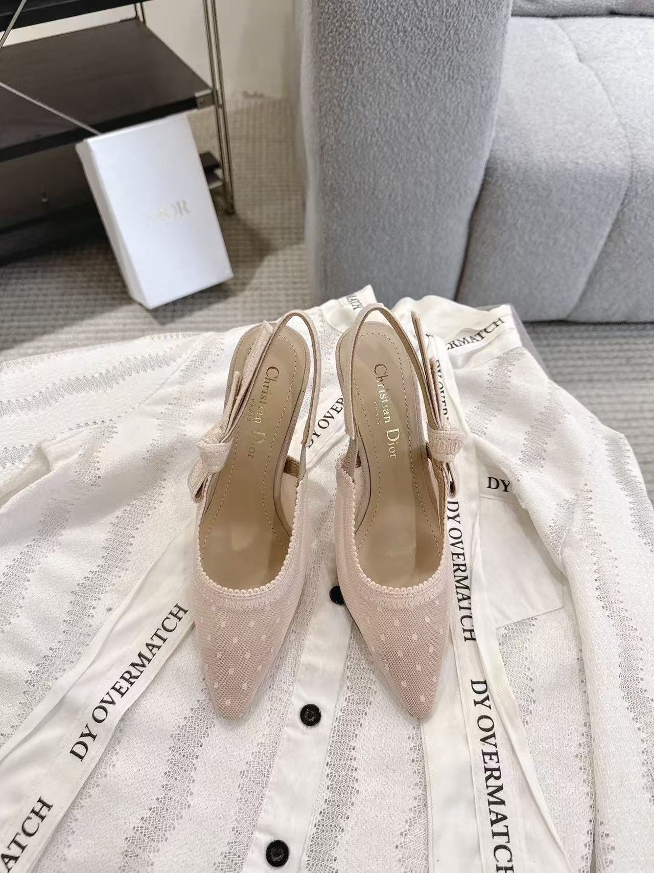 DI0R高品質の水玉模様のハイヒール【50％割引+送料無料】