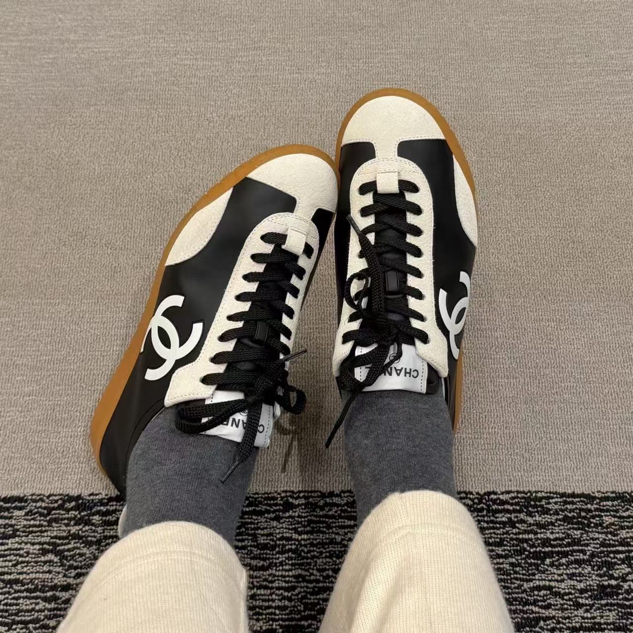 CHANE1 高品質ダブルC ブラック＆ホワイトパンダシューズ【50％割引+送料無料】
