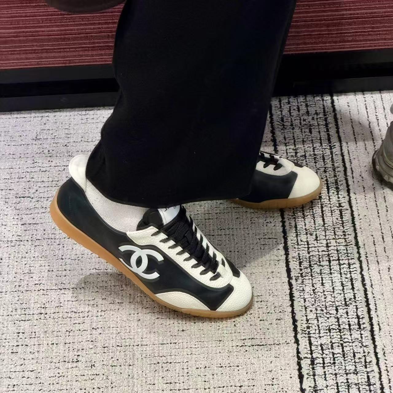 CHANE1 高品質ダブルC ブラック＆ホワイトパンダシューズ【50％割引+送料無料】