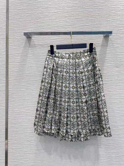 LVプリント柄のベストとスカートのツーピースセット【50％割引+送料無料】