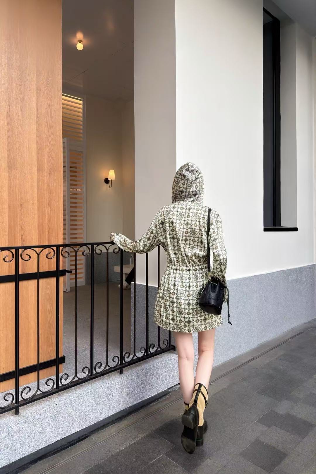 LVフード付きプリントジャケット【50％割引+送料無料】