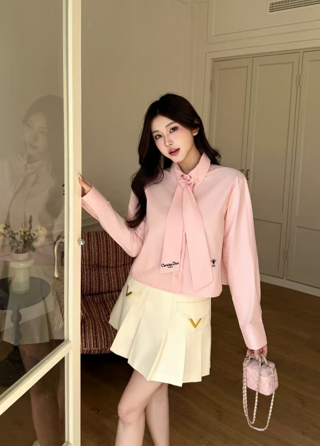 DI0R刺繍入りレターシャツ【50％割引+送料無料】