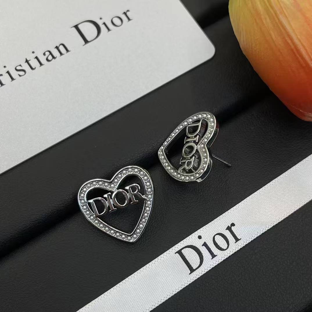 DI0Rパール文字イヤリング【50％割引+送料無料】