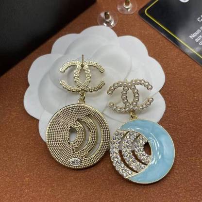 CHANE1 ダブルCダイヤモンド ブルースタッドピアス【50％割引+送料無料】