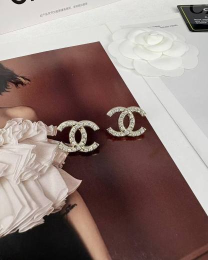 CHANE1 ダブルC ダイヤモンドスタッドピアス【50％割引+送料無料】