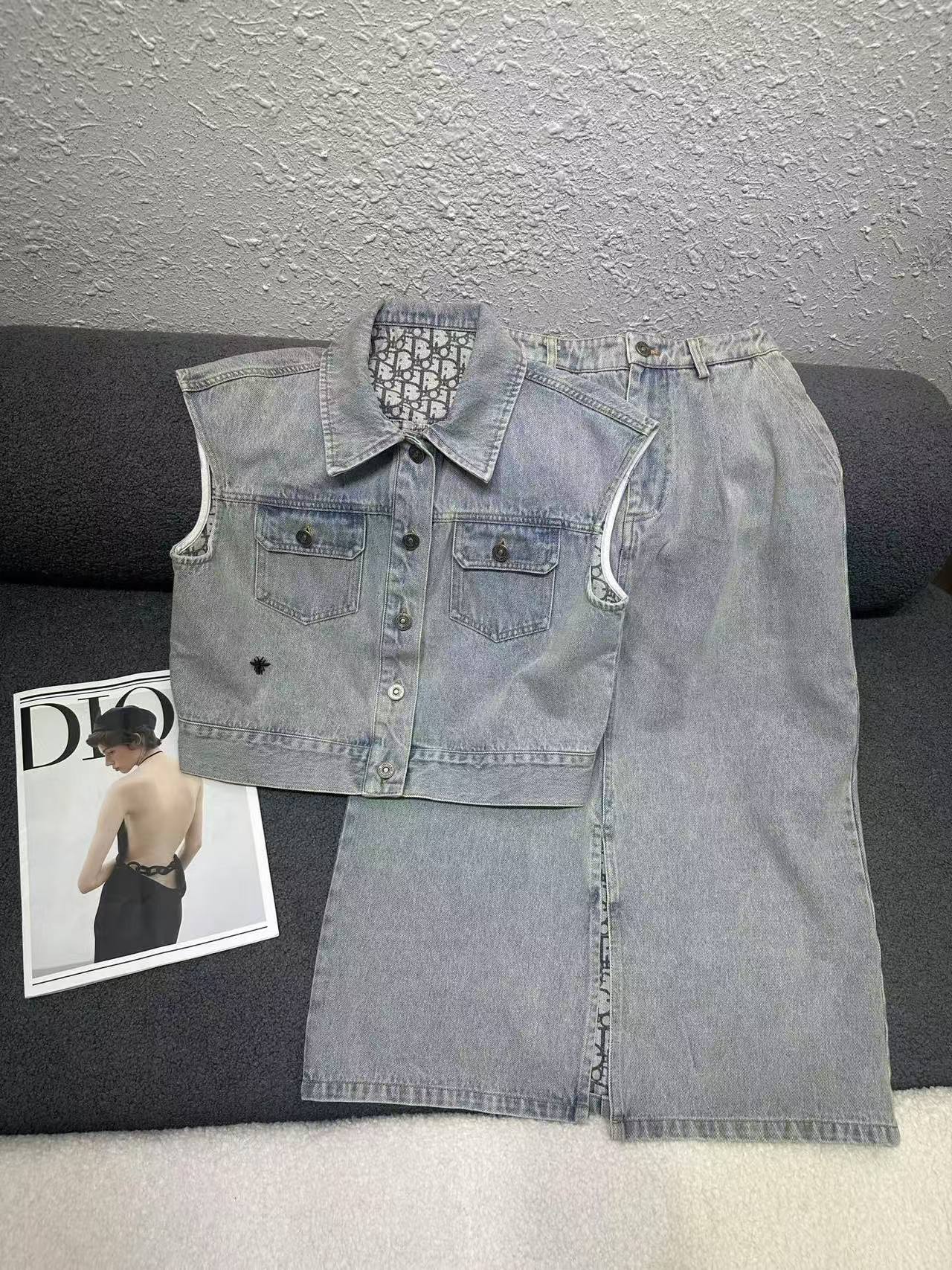 DIOR上質デニム ベスト＆スカート 2点セット【50％割引+送料無料】