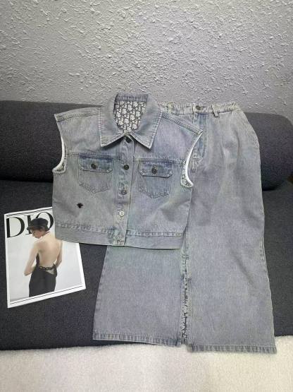 DIOR上質デニム ベスト＆スカート 2点セット【50％割引+送料無料】