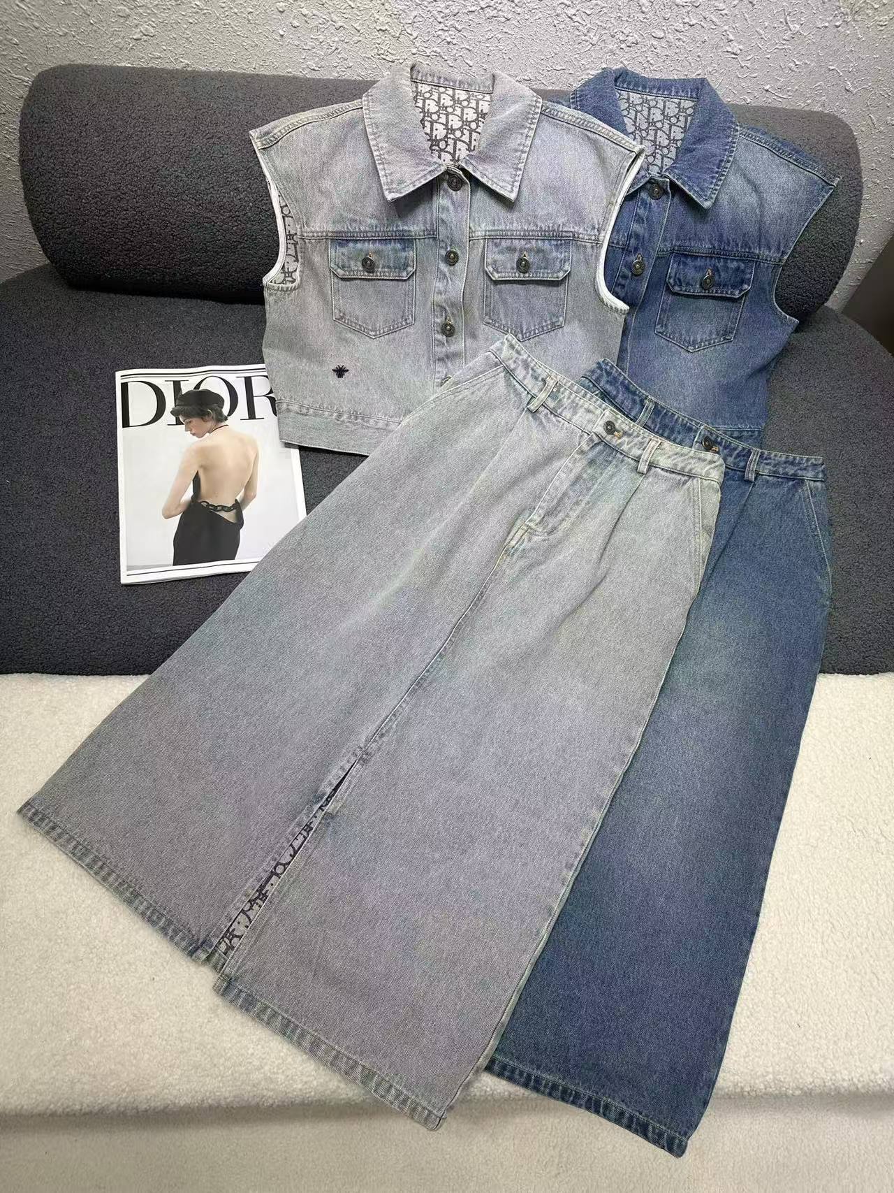 DIOR上質デニム ベスト＆スカート 2点セット【50％割引+送料無料】