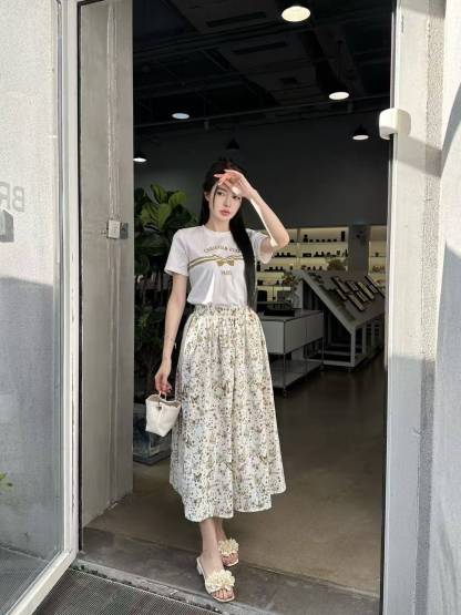 DIOR 上質バタフライ柄 Tシャツ＆スカート 2点セット【50％割引+送料無料】