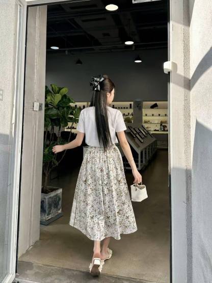 DIOR 上質バタフライ柄 Tシャツ＆スカート 2点セット【50％割引+送料無料】