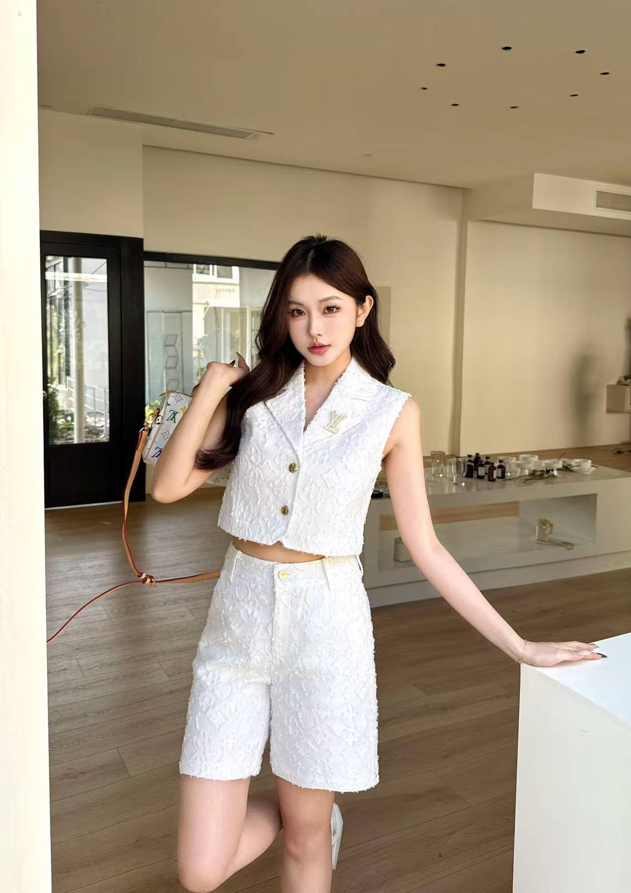 LV高品質ジャカードベスト＆ショートパンツ 2点セット【50％割引+送料無料】