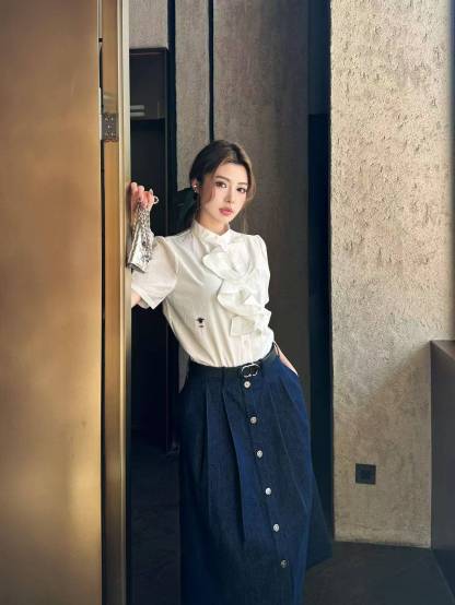 DIOR 上質ラッフルシャツ＆スカート 2点セット【50％割引+送料無料】