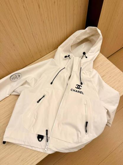 CHANE1 ダブルC フード付きジャケット【50％割引+送料無料】