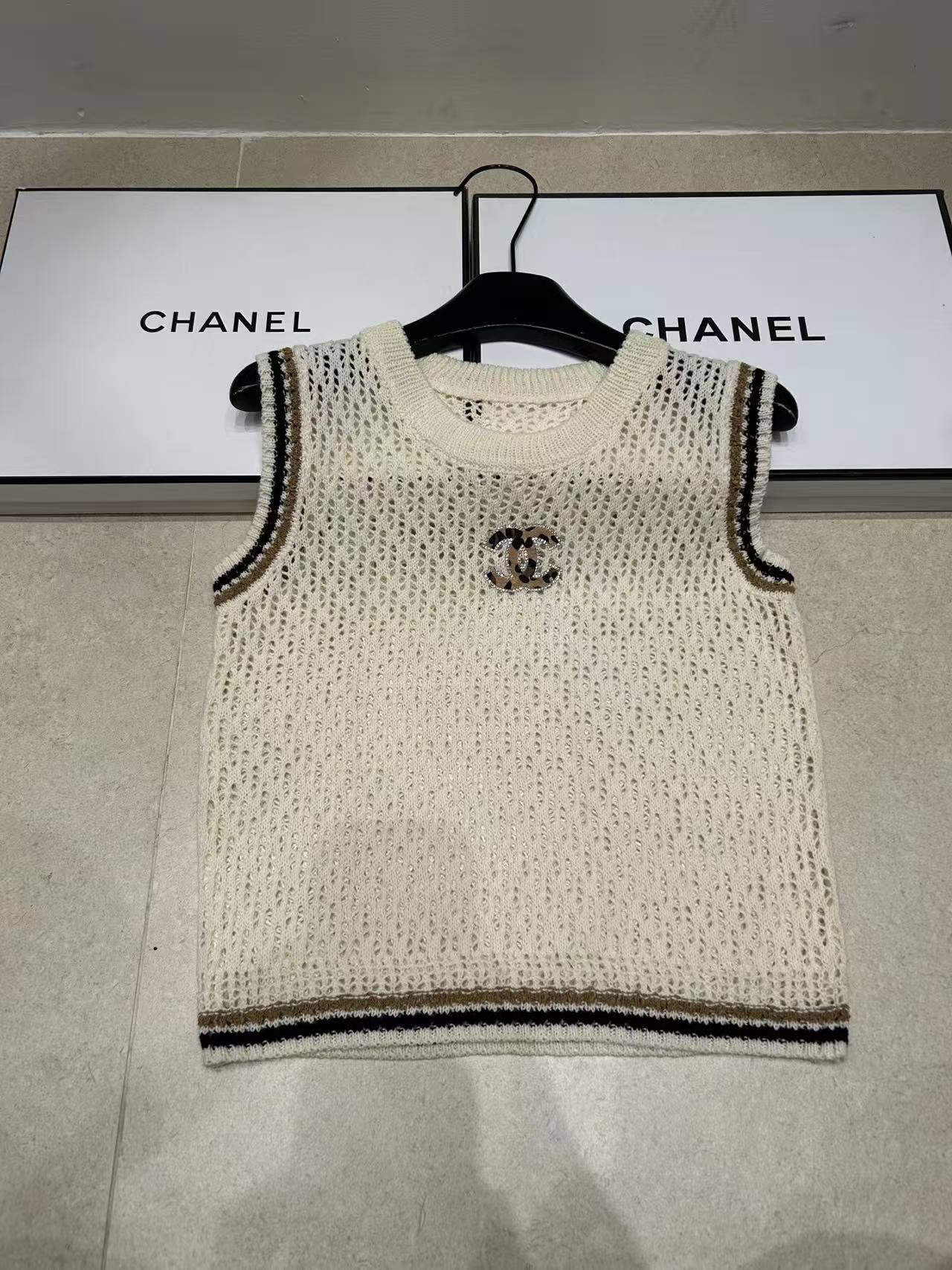 CHANE1 ダブルC シンプルウールベスト【50％割引+送料無料】